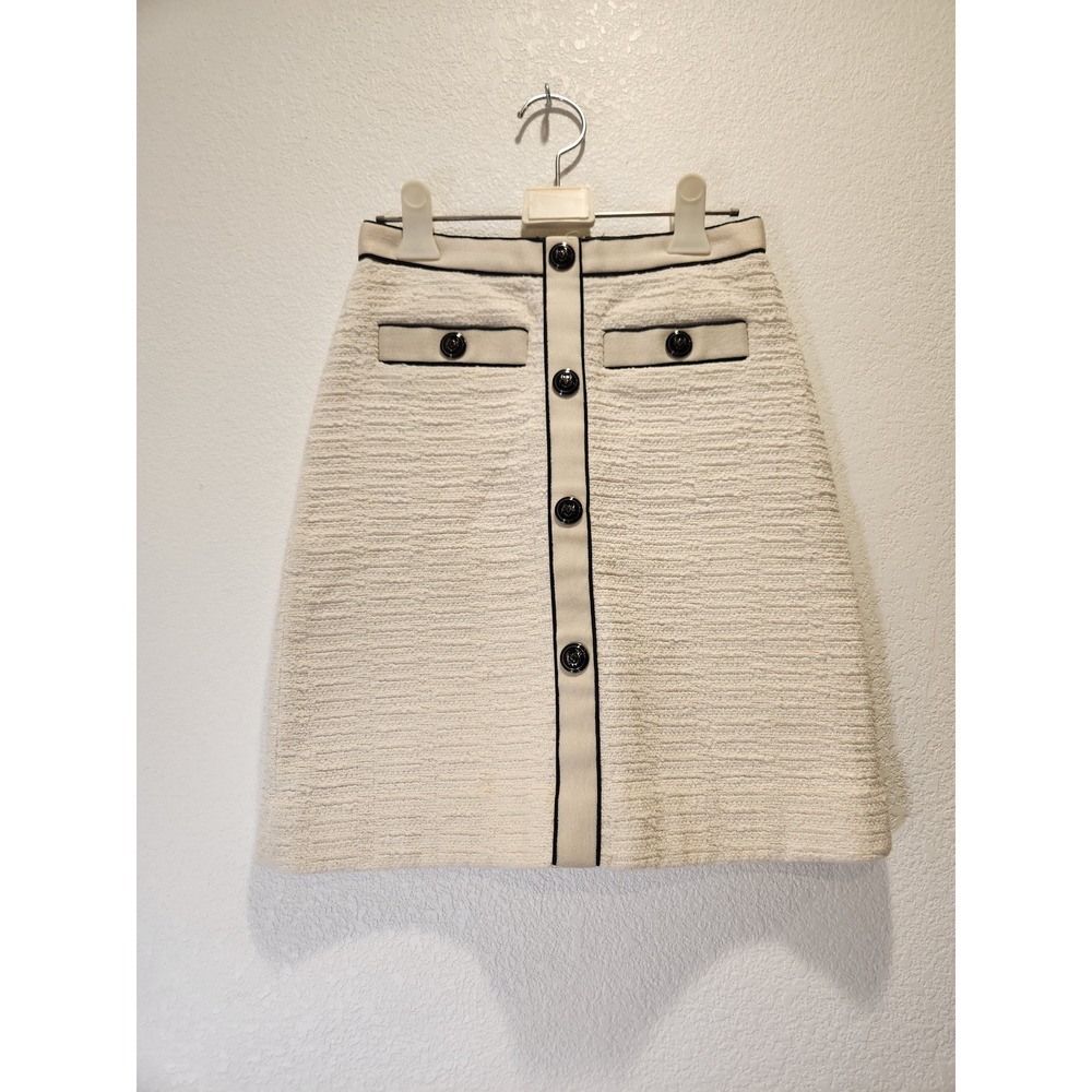 Maje Jiloa Ecru Tweed Cotton Mini Skirt Black Trim Button Front Size 34 FR 2 US